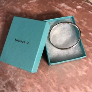 Tiffany & Co. 1837 sterling silver bangle